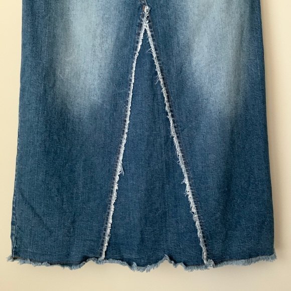 Willi Smith Blue Midi Denim Skirt Frayed Long Modest Jeans Size 10 - Picture 5 of 8